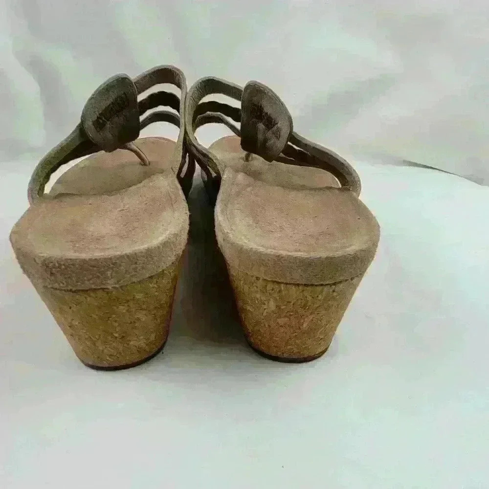 UGG Maddie Wedge Black Sandals 8.5 - Picture 9 of 14